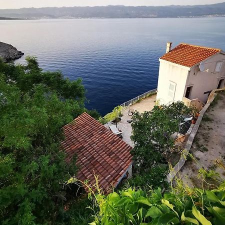 Vila Verbana Apartments Vrbnik  Exterior foto