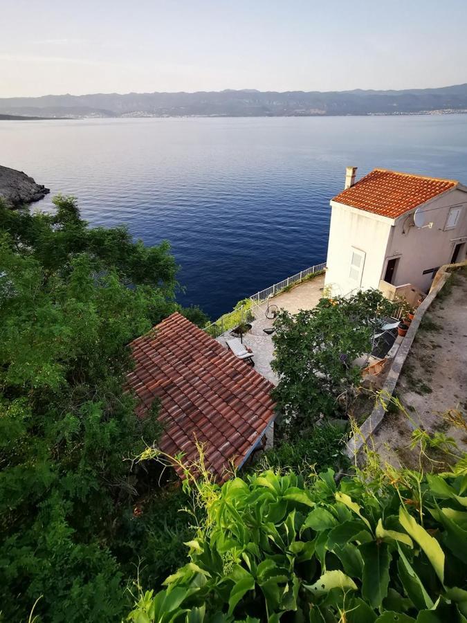 Vila Verbana Apartments Vrbnik  Exterior foto